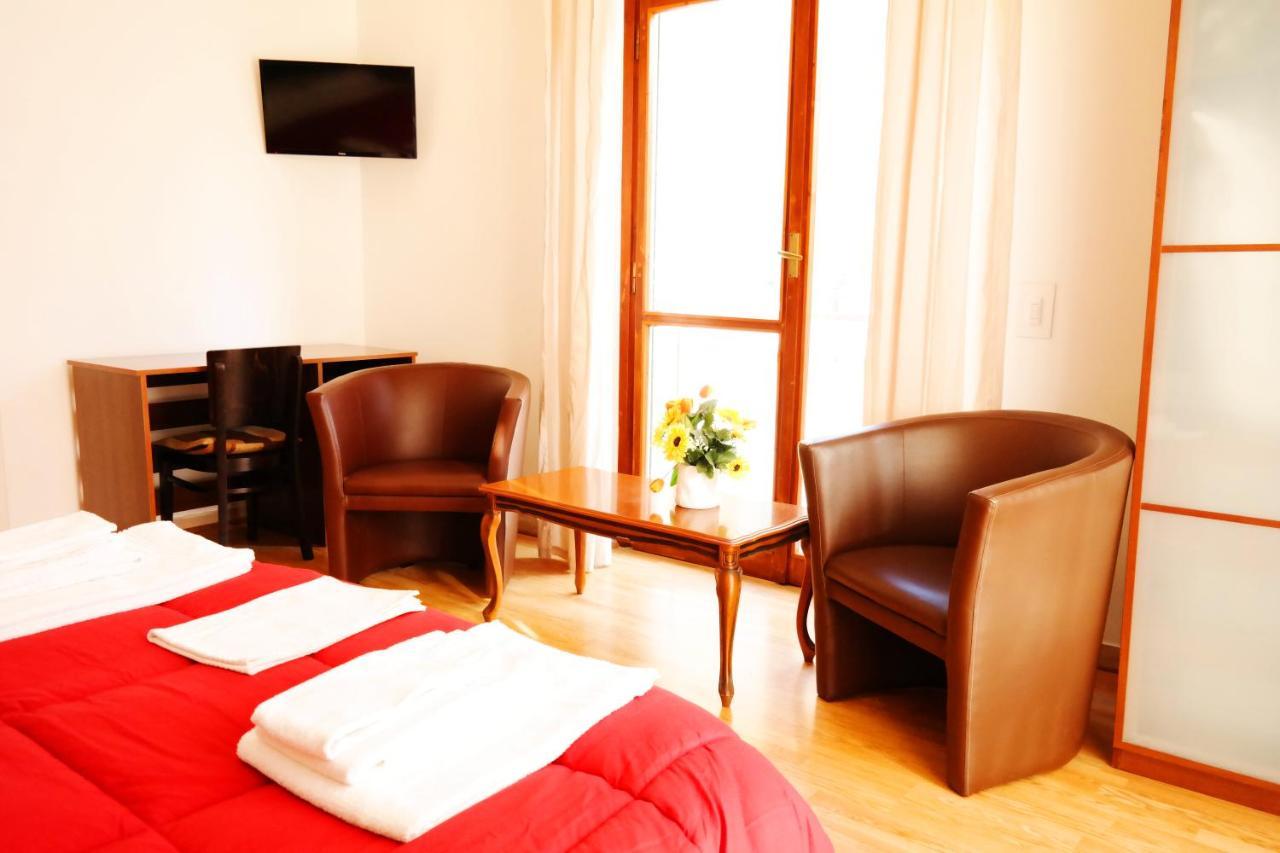 Bed and breakfast Lecce Cplaza Extérieur photo