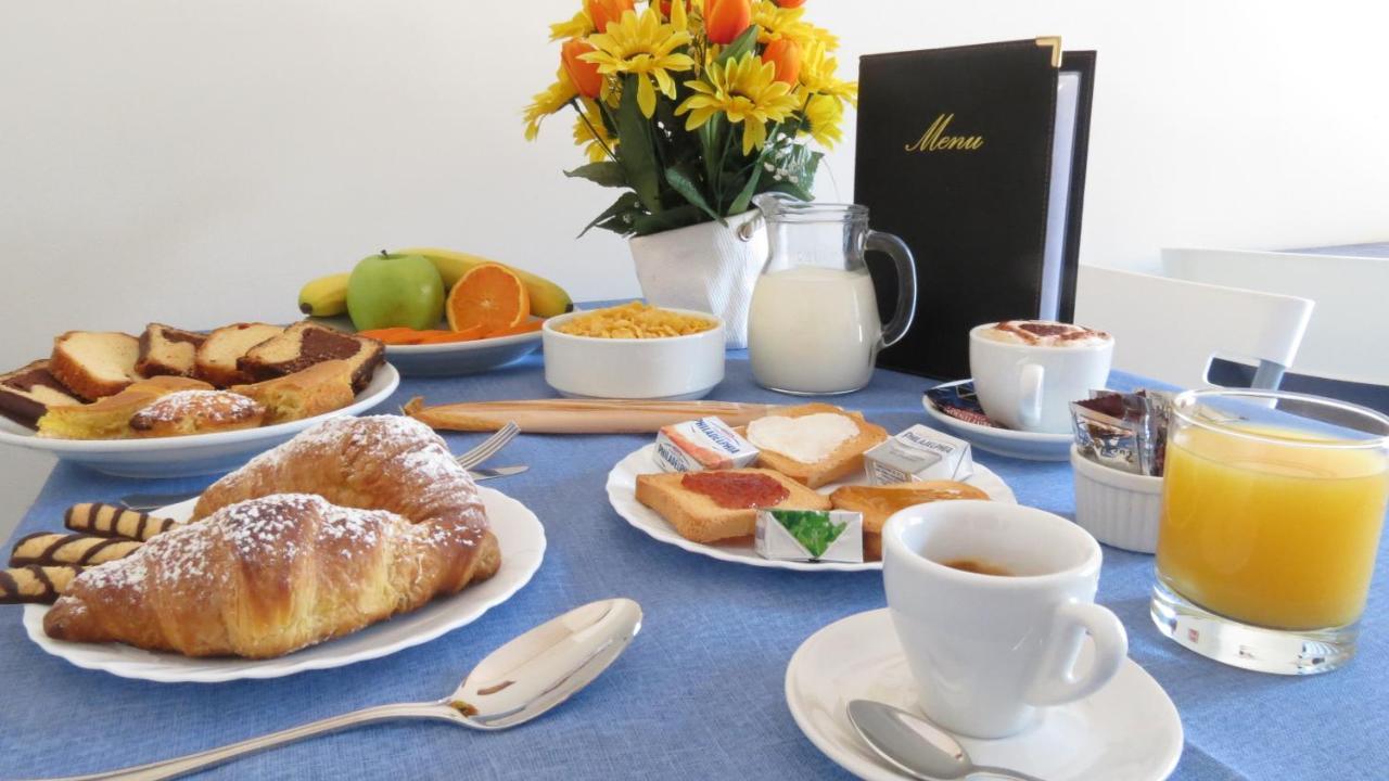 Bed and breakfast Lecce Cplaza Extérieur photo